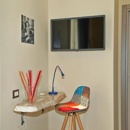 Artisti Sustinea 4* Neapol