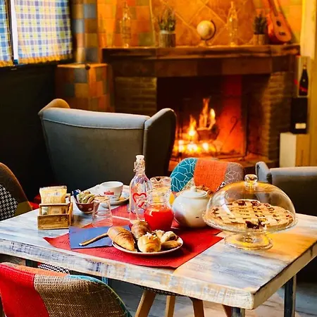 Artisti Sustinea 4* Neapol