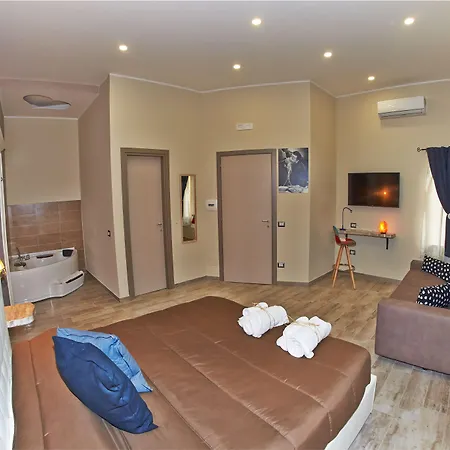 Artisti Sustinea Bed & Breakfast