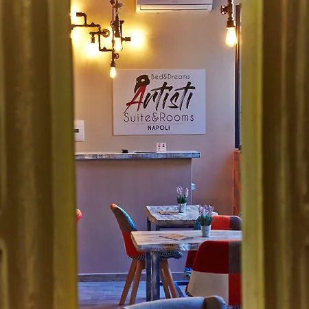 Artisti Sustinea Bed & Breakfast