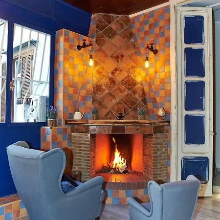 Artisti Sustinea 4* Naples