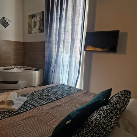 Artisti Sustinea Bed and Breakfast Νάπολη