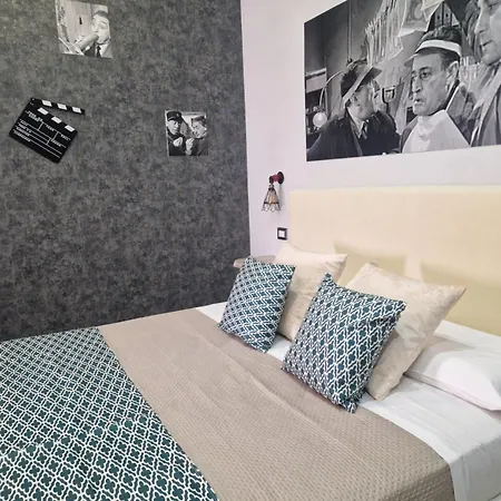 Artisti Sustinea 4*