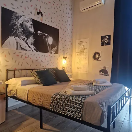 Artisti Sustinea Bed and Breakfast 4*