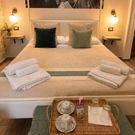 Artisti Sustinea Bed & Breakfast 4*